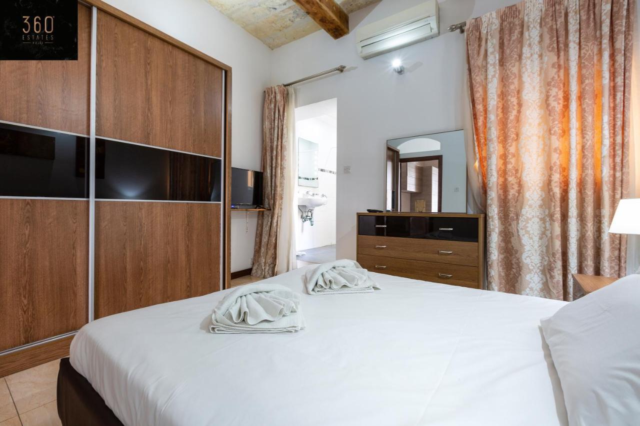 Seafront - Top Location, Top Floor With Wifi & Ac By 360 Estates Valletta Luaran gambar
